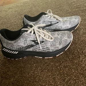 Brooks Running sneakers